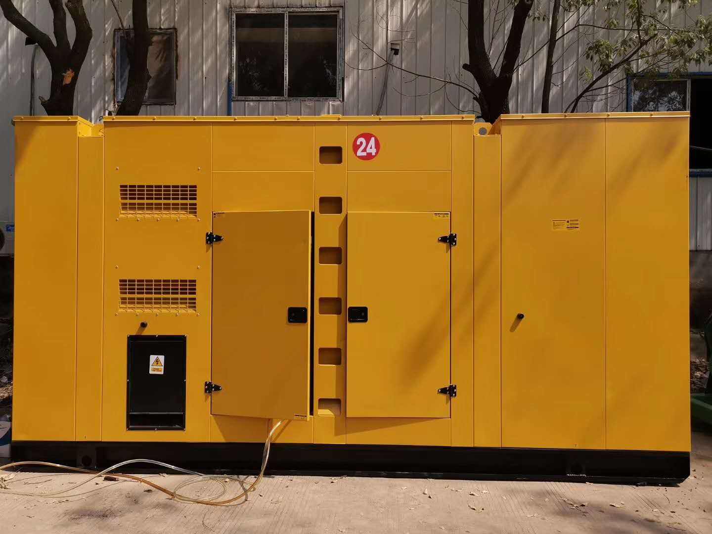 周宁租赁发电机-国产柴油发电机油耗的奥秘