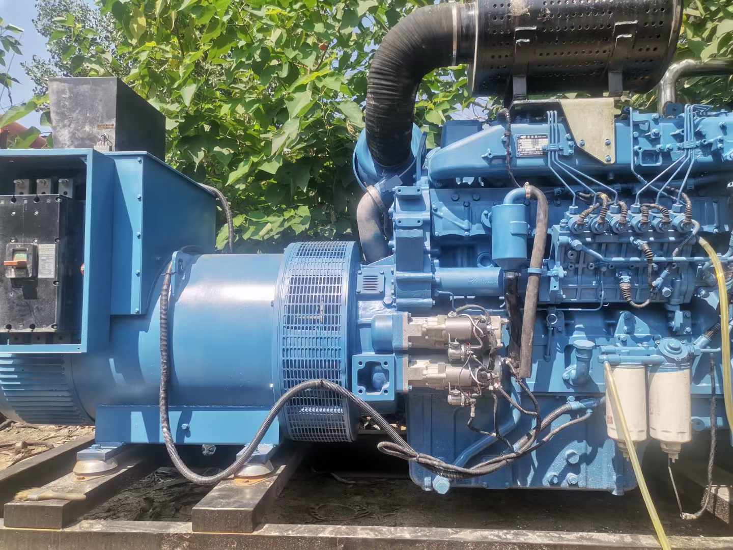 周宁详细说明降低 800kW 柴油发电机输出电流波动的方法