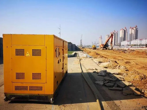 周宁除了负载管理和维护保养，还有哪些方法可以降低南方环境下柴油发电机组的燃油消耗？